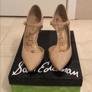 Sam Edelman nude heels